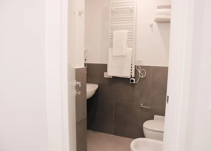 بيت ضيافة Six Luxury Spagnoli *