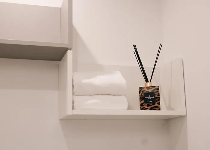 بيت ضيافة Six Luxury Spagnoli